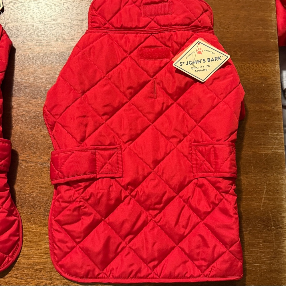 St Johns Bark Red Quilted Dog Coat Size Medium NWT